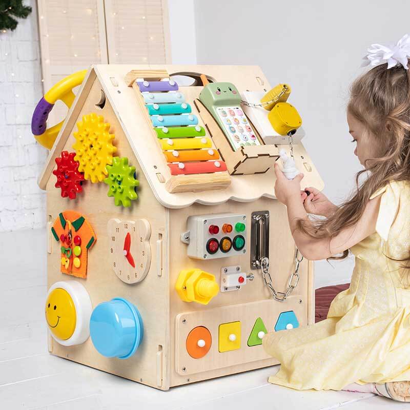 Montessori Activiteitencentrum in Hout (60cm x 80cm)